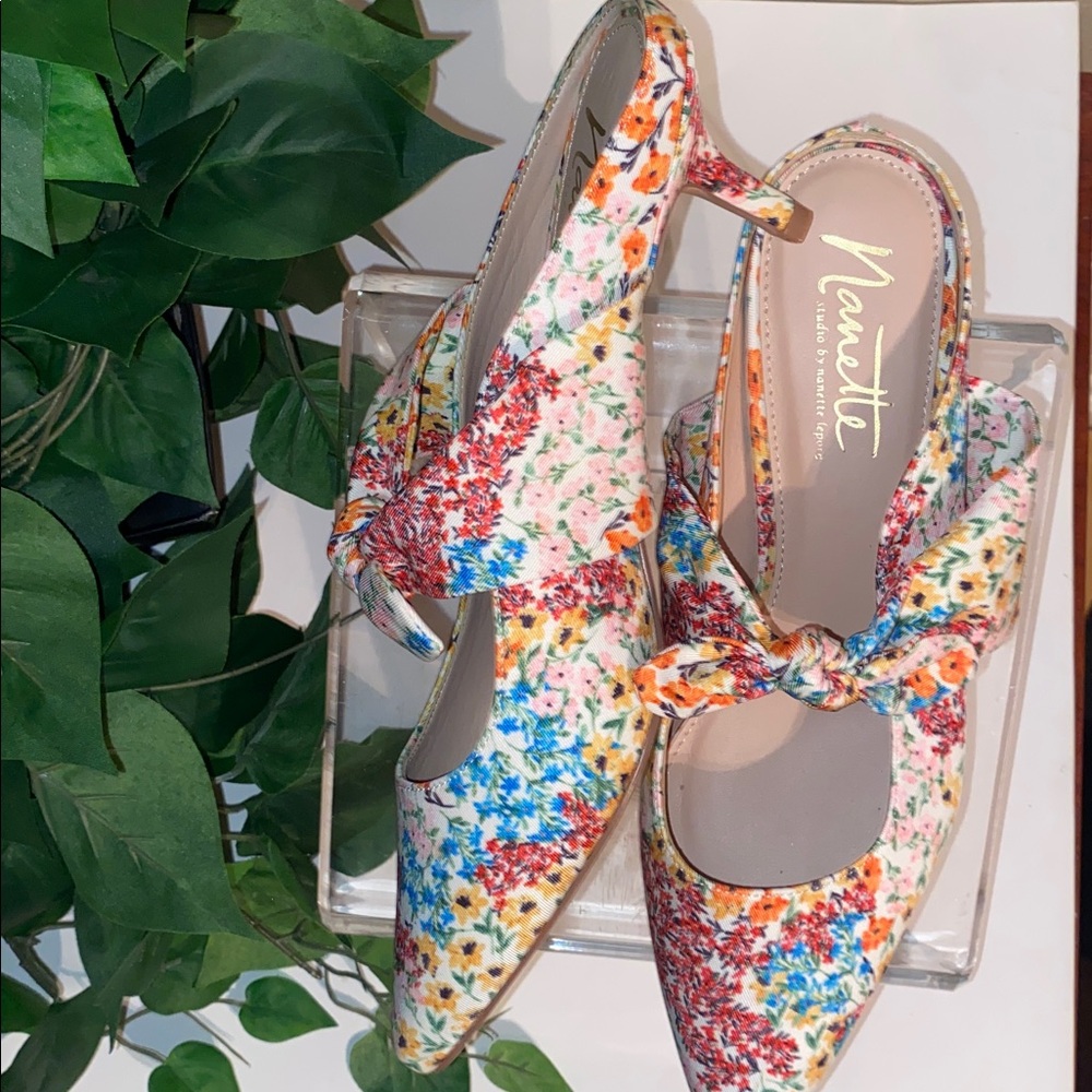 Nannette Multicolor Floral Heels with Bow - Picture 6 of 8